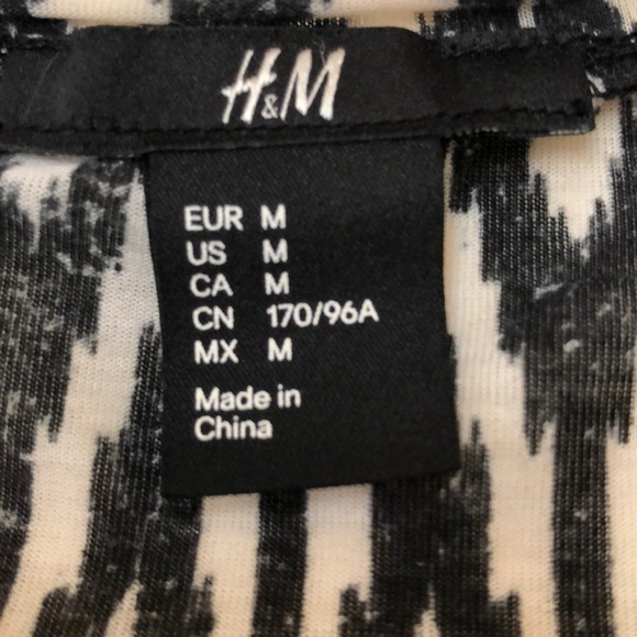 H&M Top - Picture 3 of 3
